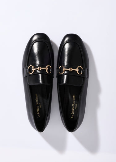 Mocassins chic bout carré, patte métal Noir
