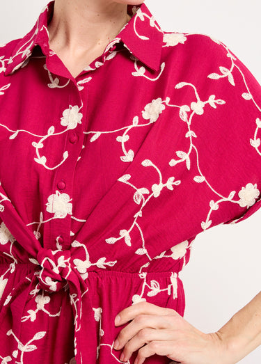 Robe courte taille nouée, fleurs brodées Fuchsia