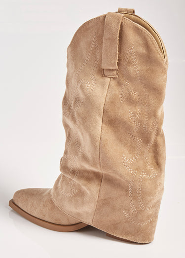 Bottes froissées brodées style cow girl Beige
