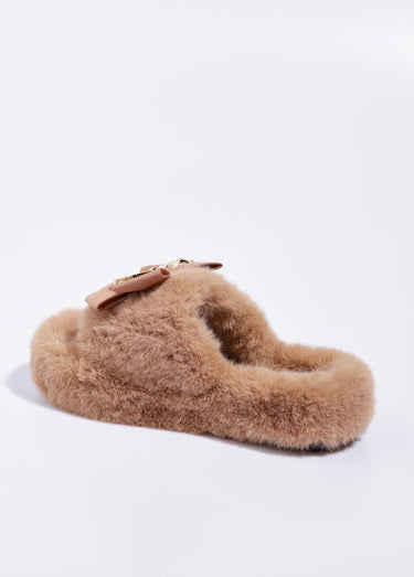 Mules fourrure et noeud Camel