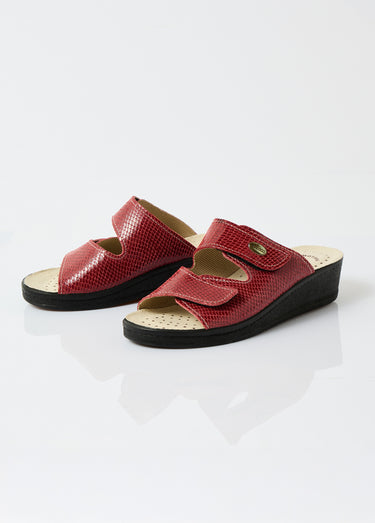 Mules scratchées grande largeur cuir Carmin