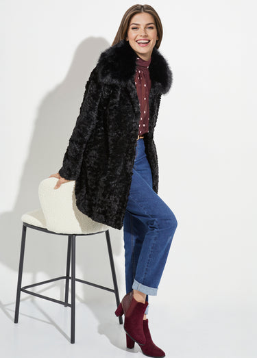 Manteau long chic en fausse fourrure Noir