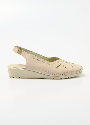 Sandales cuir bout fermé largeur confort Beige