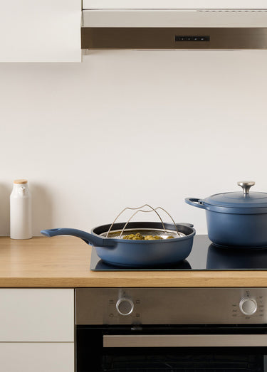 Sauteuse alu + panier vapeur + couvercle + cuillère Bleu