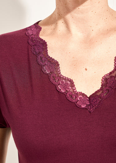 T-shirt court extensible dentelle Prune