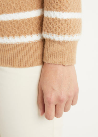 Pull doux rayé col rond maille fantaisie Camel/Ecru