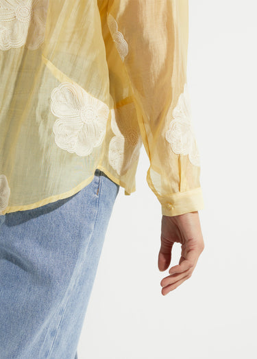 Chemisier en voile, broderies camelias Jaune