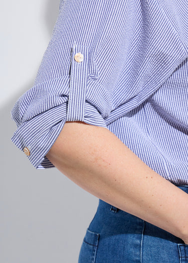 Blouse col V en seersucker fines rayures Raye Bleu