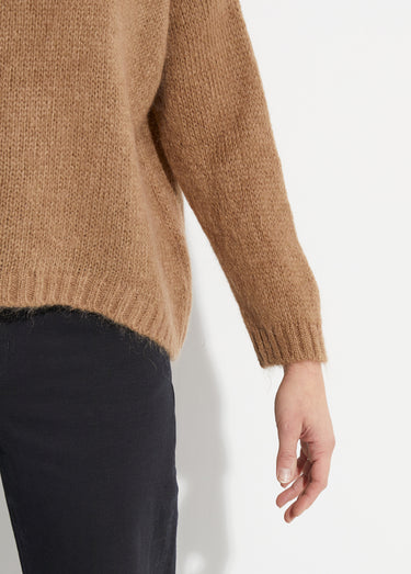 Pull chaud col V en maille avec mohair Camel