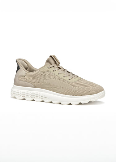 Baskets sportwear à lacets en mesh Sable