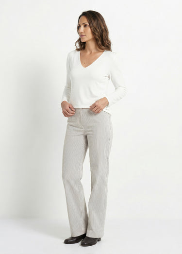 Pull fin avec angora et laine, col V Ecru