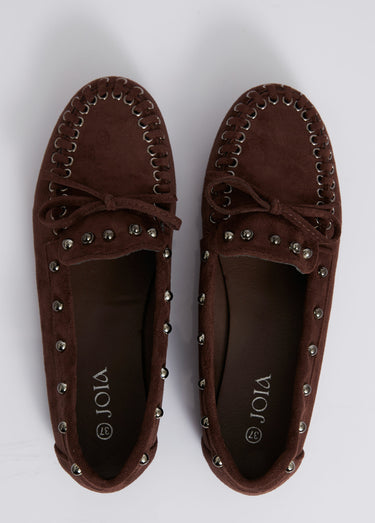 Mocassins dessus suédine clous fantaisie Marron