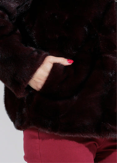 Blouson en fausse fourrure à capuche Bordeaux
