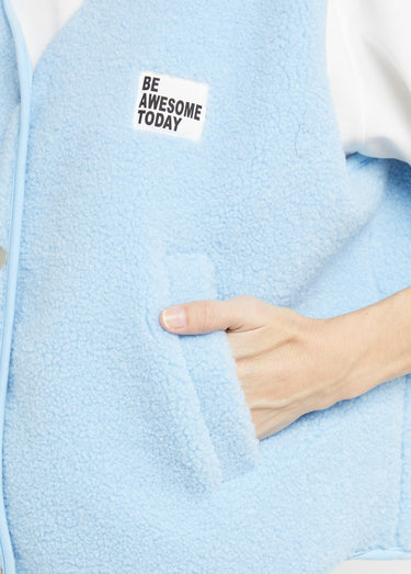 Gilet sherpa sans manches, patch Awesome Bleu Clair