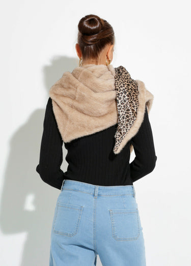 Tour de cou fourrure léopard à boutonner Beige Leopard