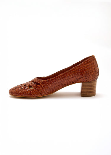 Escarpins cuir tressé largeur confort Camel
