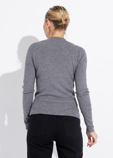 Pull col roulotté forme ajustée Gris