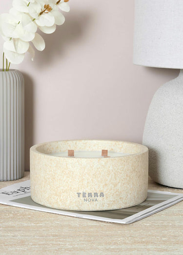 Bougie parfumée 4 mèches contenant béton Beige