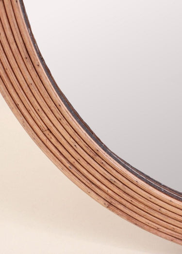 Miroir rond avec bord en rotin foncé Naturel