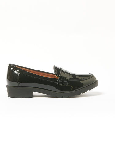 Mocassins vernis avec semelle crantée Noir
