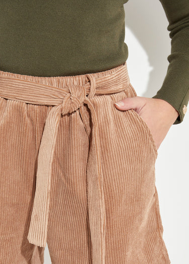 Short en velours à grosses cotes Camel