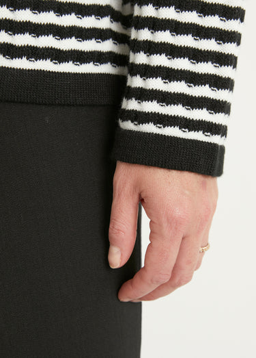 Gilet boutonné rayé chic avec col rond Noir/Ecru