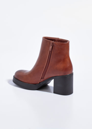 Boots à talon bout rond, semelle épaisse Camel