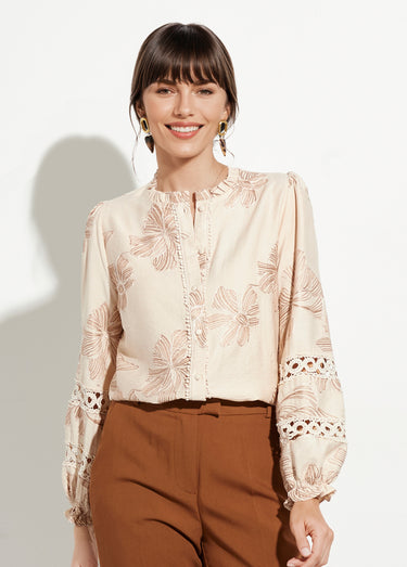 Chemisier boutonné, broderies et guipure Beige