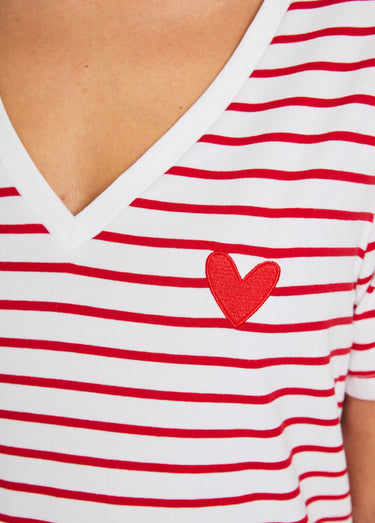 T-shirt rayé col V avec broderie cœur Raye Rouge