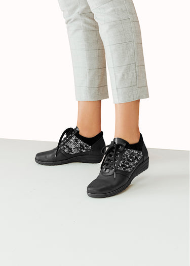 Derbies en cuir fantaisie façon reptile Noir