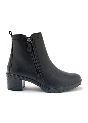 Boots cuir, talon large et bout amande Noir