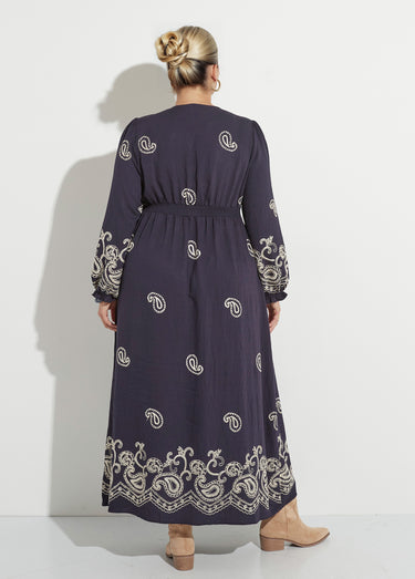 Robe longue taille haute, avec broderies Marine