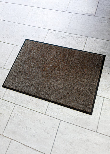 Tapis d'accueil aspect velours Marron