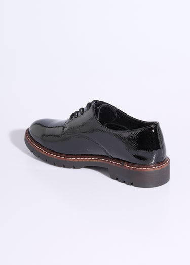 Derbies vernis tendance à lacets Noir