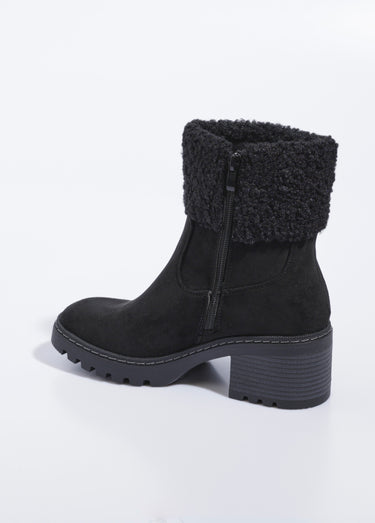 Boots suédine à talon, revers fourrure Noir