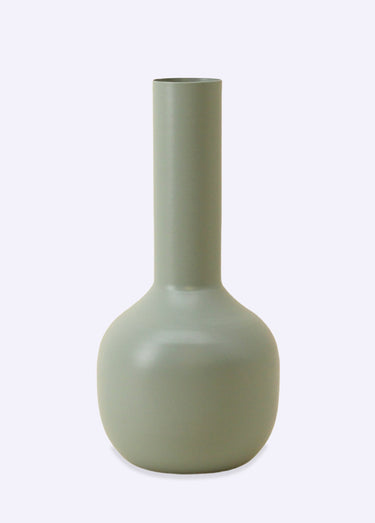 Vase en métal avec col étroit et long Vert