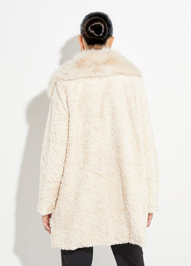 Manteau long chic en fausse fourrure Ecru