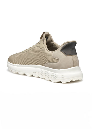 Baskets sportwear à lacets en mesh Sable