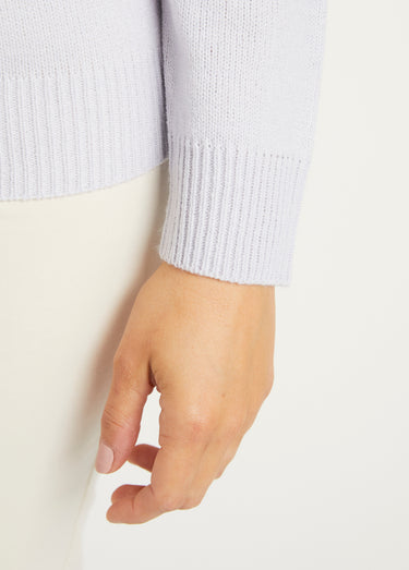 Pull doux uni brodé ajouré col rond Argent