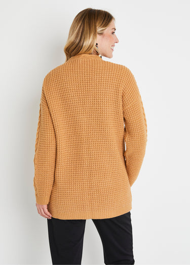Long gilet chaud perlé col V torsadé pressionné Miel