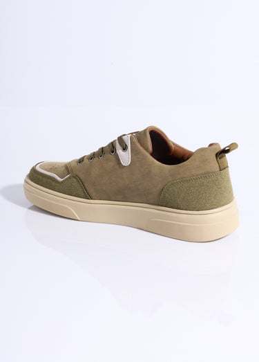 Baskets plates casual chic en suédine Vert